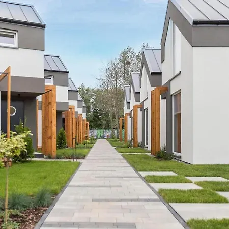 Vakantiehuis Stunning In With Sauna *